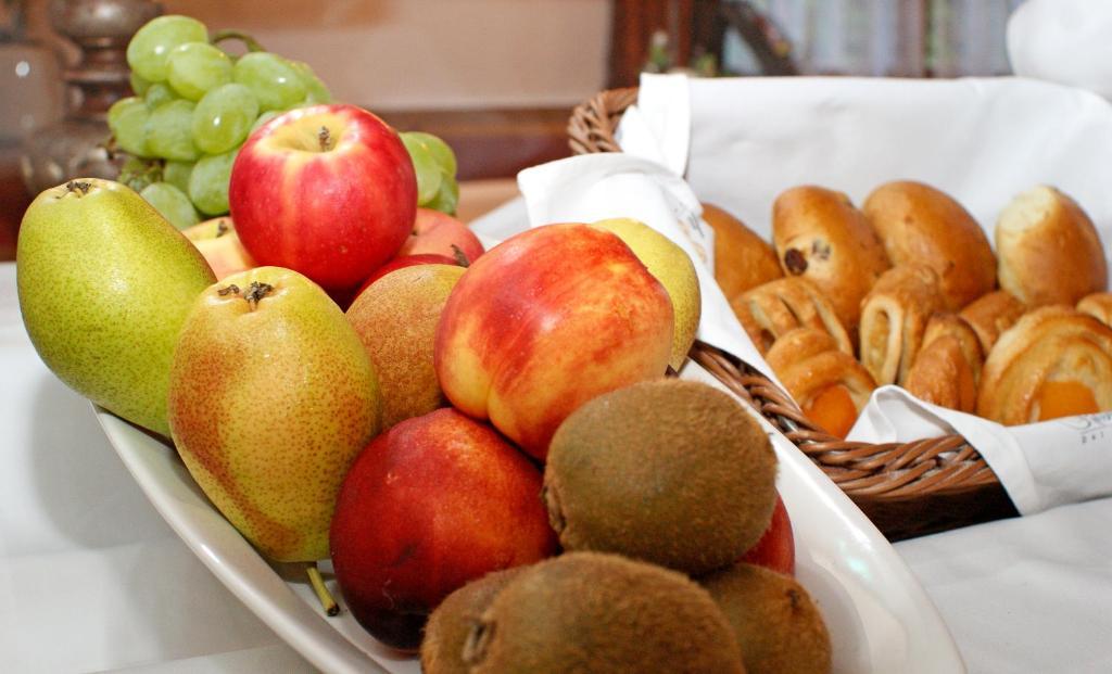 Hotel Alpenblick Schruns Ngoại thất bức ảnh